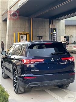 ميتسوبيشي اوتلاندر